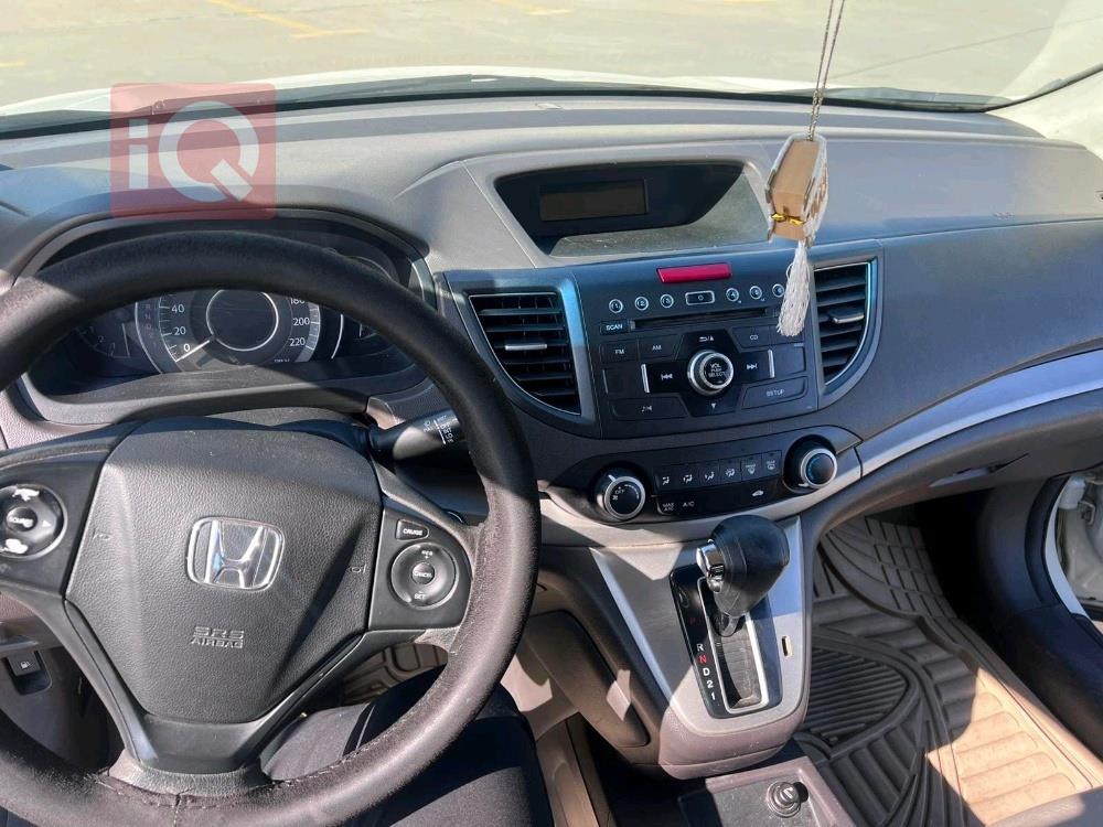 هوندا سي ار في